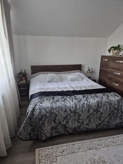 Casă cu 3 camere în Central
