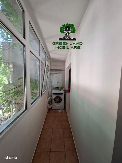 Apartament cu 3 camere decomandat în Ciurea