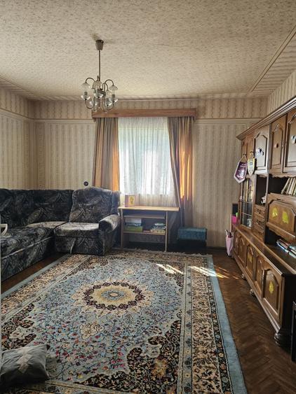 Casă cu 3 camere în Valea Chioarului