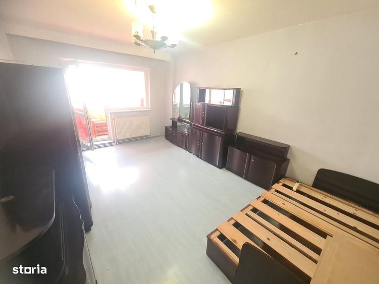 Apartament cu 2 camere decomandat în Energiei