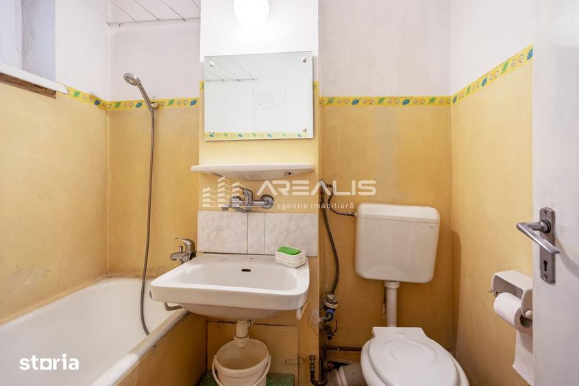 Apartament cu 3 camere semidecomandat în Aurel Vlaicu