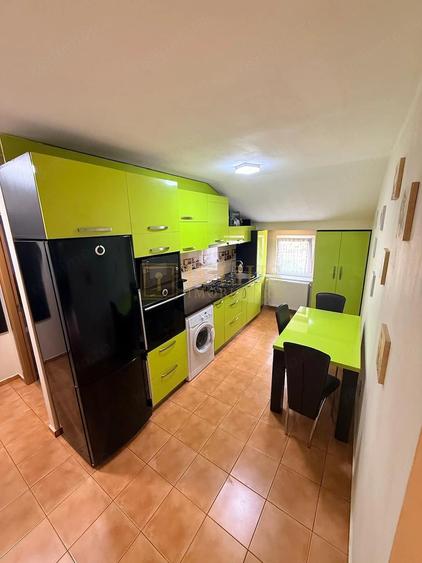 Apartament cu 3 camere decomandat în Șagului