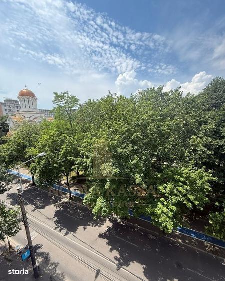 Apartament cu 2 camere decomandat în Central