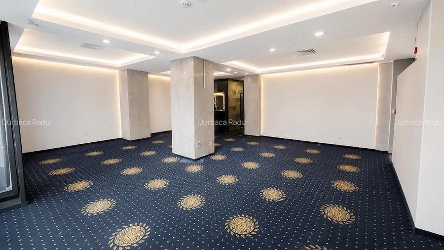 Spațiu comercial, de 150 mp, în Central