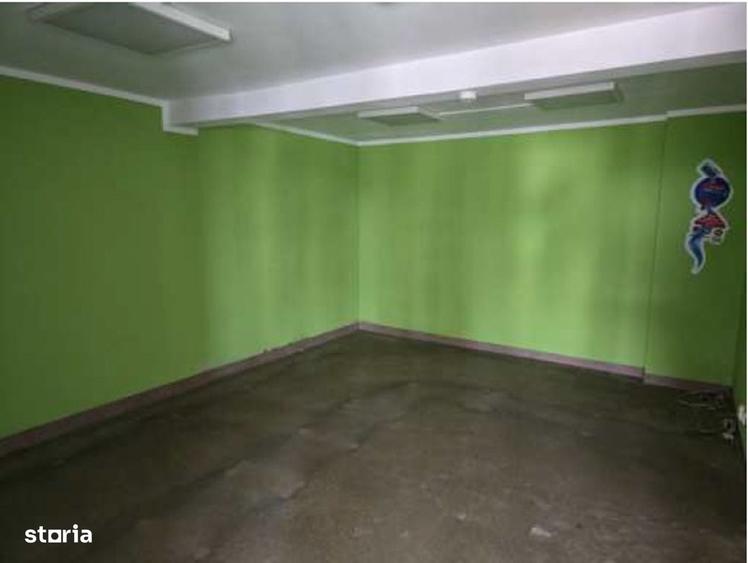 Spațiu comercial, de 279 mp, în Central