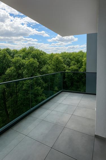 Penthouse cu 4 camere decomandat în Iancu Nicolae
