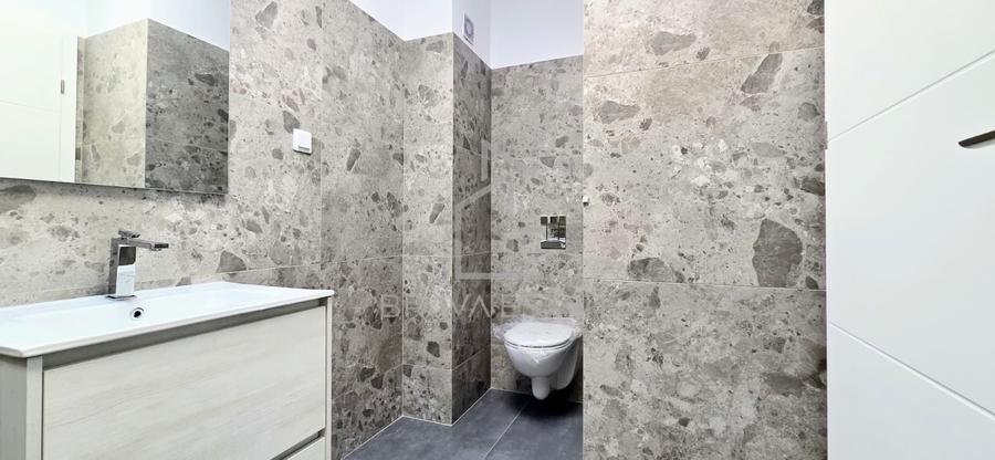 Apartament cu 2 camere semidecomandat în Florești
