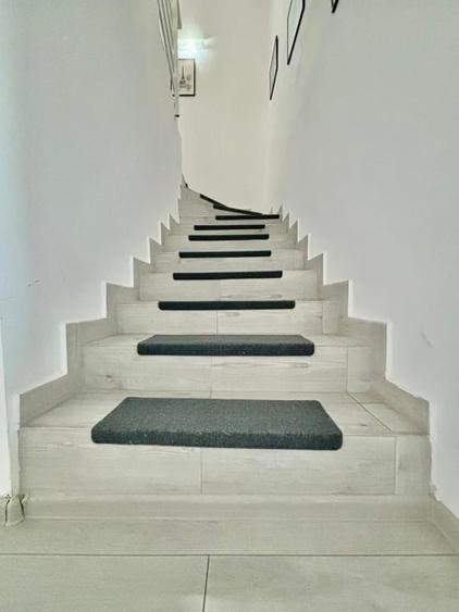 Casă cu 3 camere cu Canalizare în Sânpetru