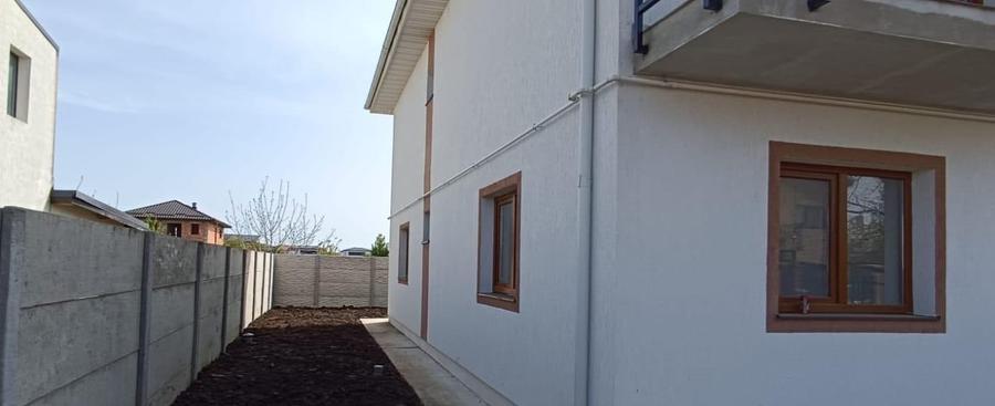Duplex cu 4 camere cu Teren 200 Mp în Berceni