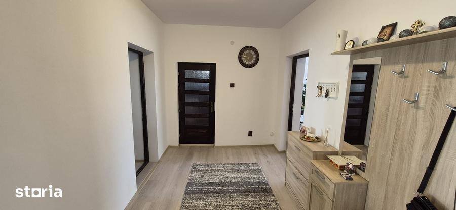 Casă cu 3 camere cu Teren 1165 Mp în Gârdani