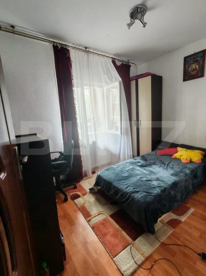 Apartament cu 4 camere decomandat, mobilat în Independenței