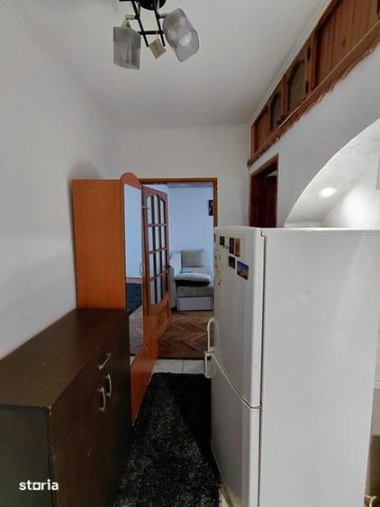 Inchiriez apartament 2 camere - 4