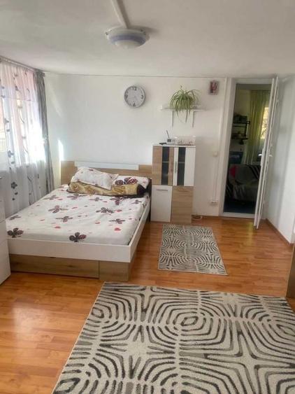 Casă cu 4 camere în Seciu