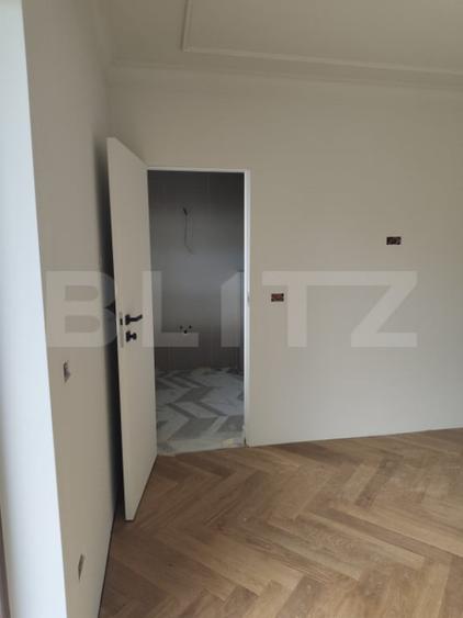 Casă cu 4 camere cu Teren 350 Mp în Central