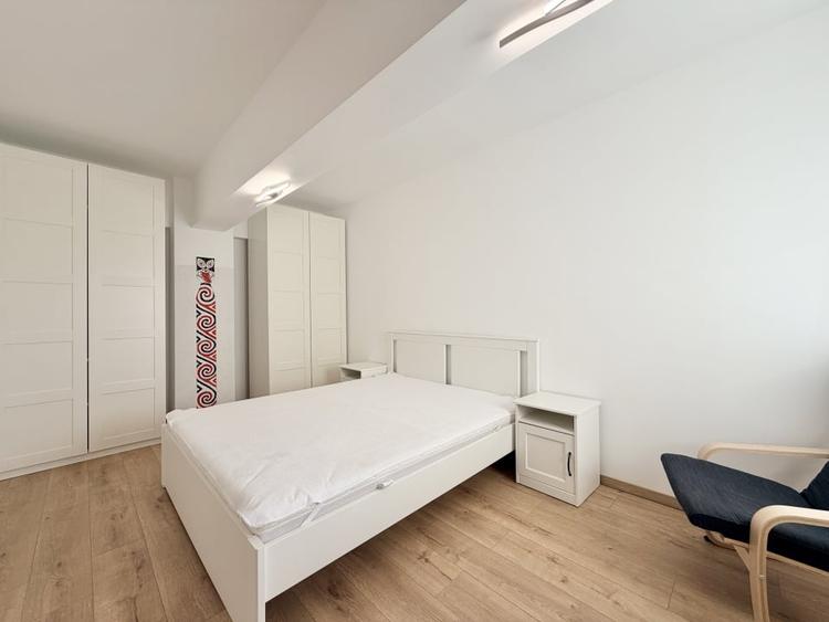 Apartament cu 2 camere semidecomandat, mobilat în Mărăști