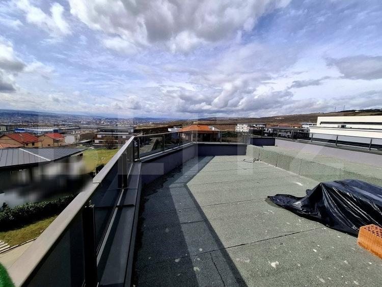 Duplex cu 4 camere cu Canalizare în Iris