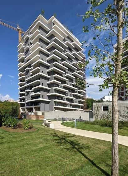 Apartament cu 3 camere decomandat în Zorilor