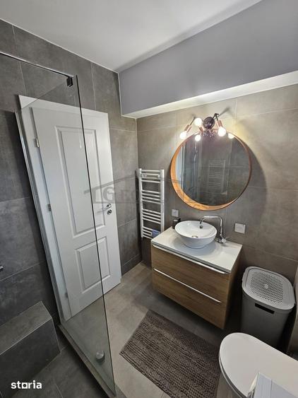 Apartament cu 3 camere decomandat în Baciu