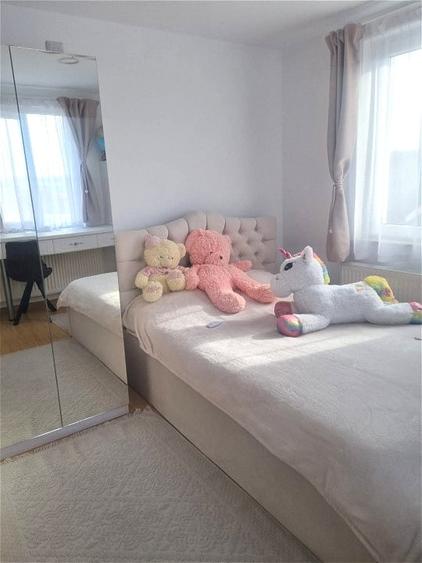 Casă individuală cu 5 camere cu Garaj în Central