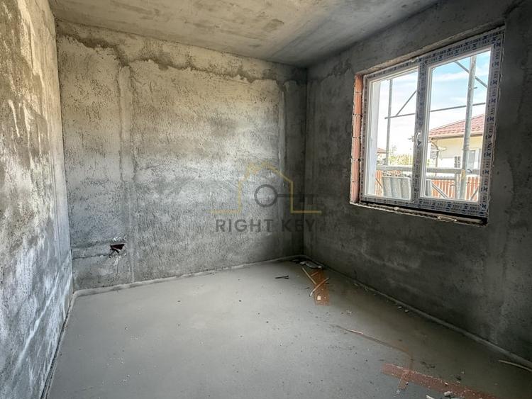 Casă individuală cu 5 camere cu Canalizare în Ciorogârla