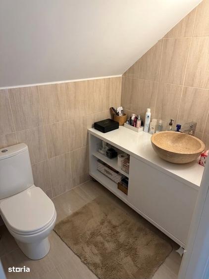 Casă cu 4 camere cu Teren 434 Mp în Ștefănești