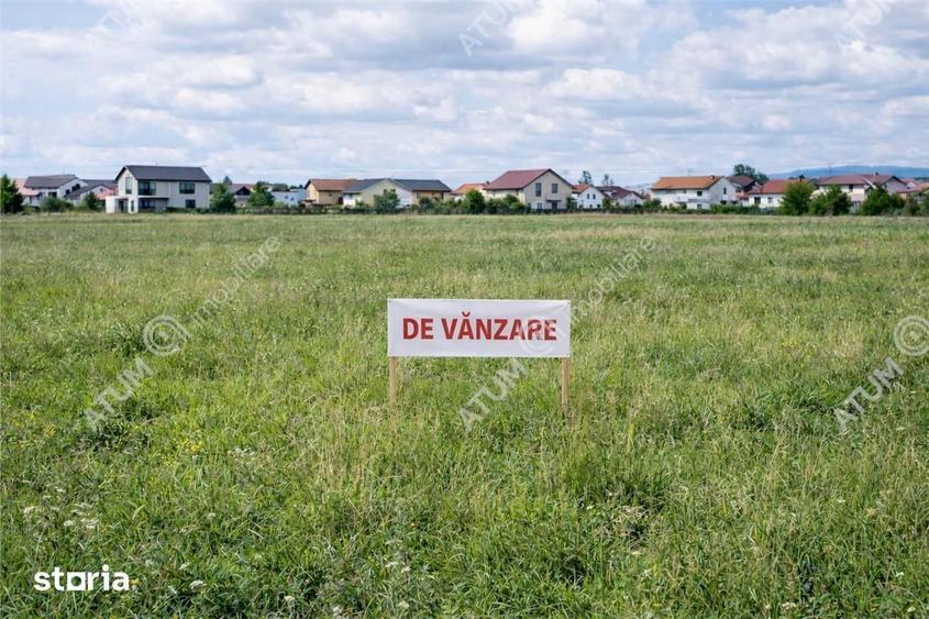 Teren de 2004 mp, în Rășinari