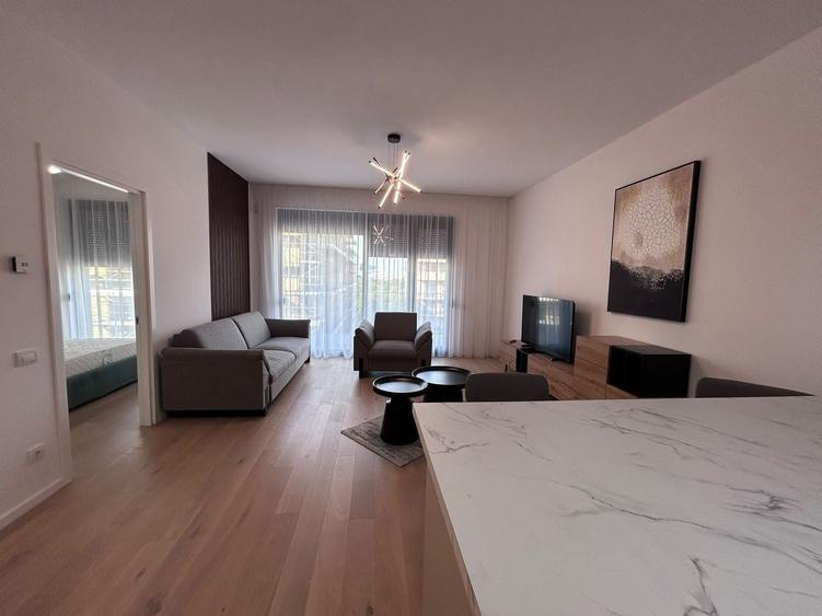 Apartament cu 2 camere, mobilat în Băneasa