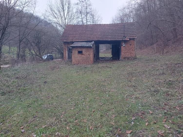 Teren de 8800 mp, în Nojag