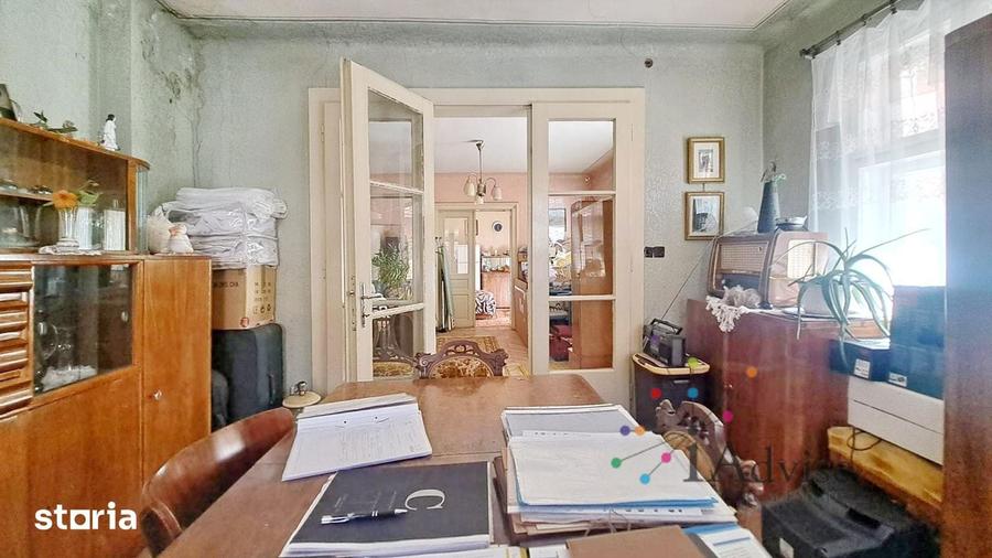 Casă cu 3 camere decomandat cu Teren 951 Mp în Schei