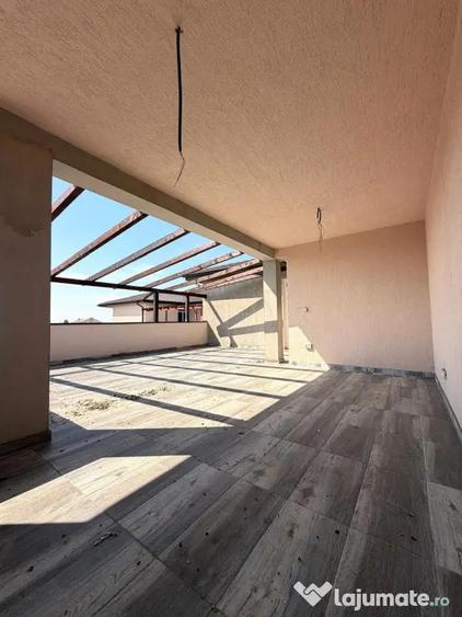 Apartament cu 2 camere decomandat în Chișoda