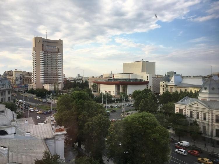 Garsonieră decomandată în Universitate - 15