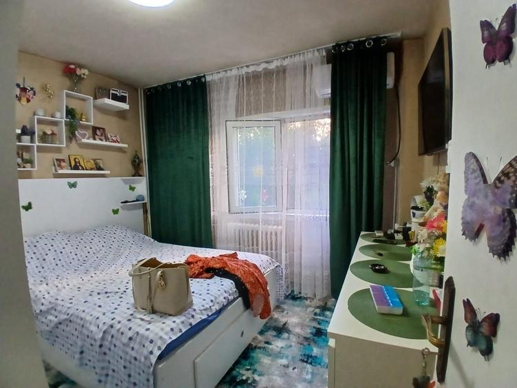 Apartament cu 3 camere decomandat în Lujerului
