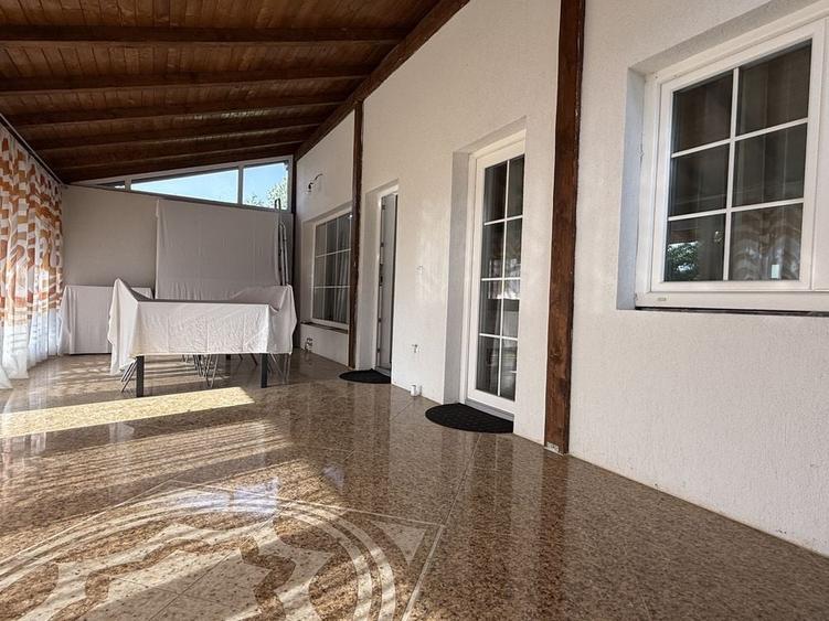 Casă cu 4 camere în Holboca