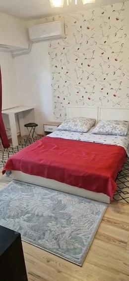 Garsonieră decomandată, mobilată în Tei