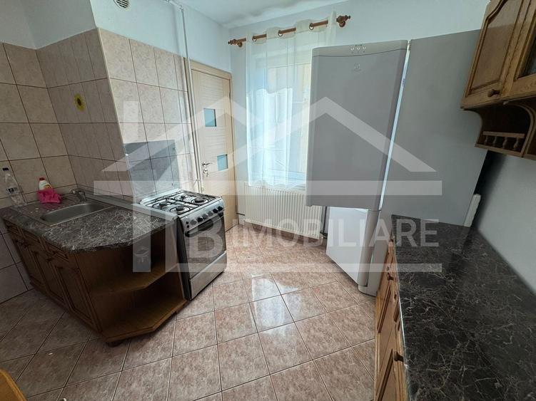Apartament cu 2 camere decomandat, mobilat în Pandurilor