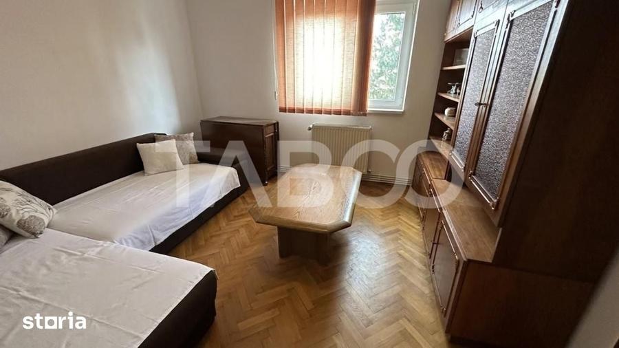 Apartament 4 camere etaj intermediar cu pivnita zona Strand Sibiu - 3