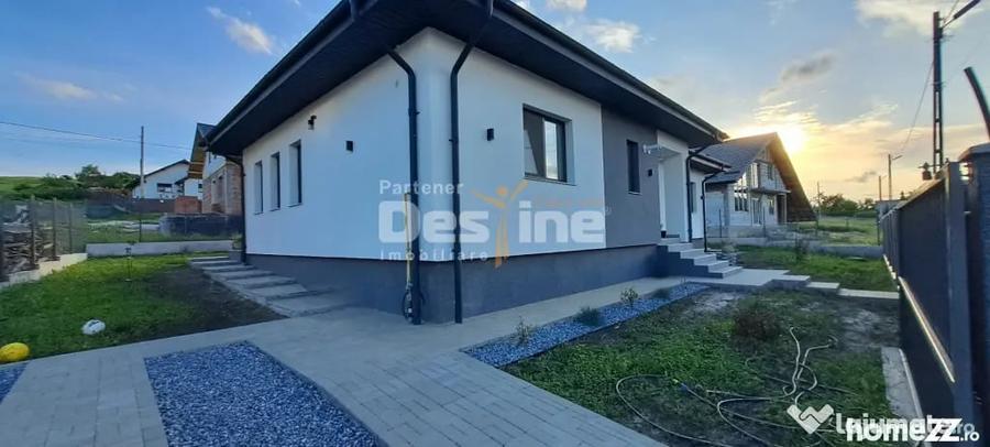 Casă cu 4 camere cu Teren 498 Mp în Miroslava