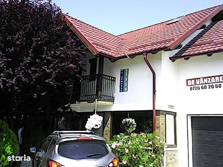 Casă cu 4 camere cu Teren 750 Mp în Central