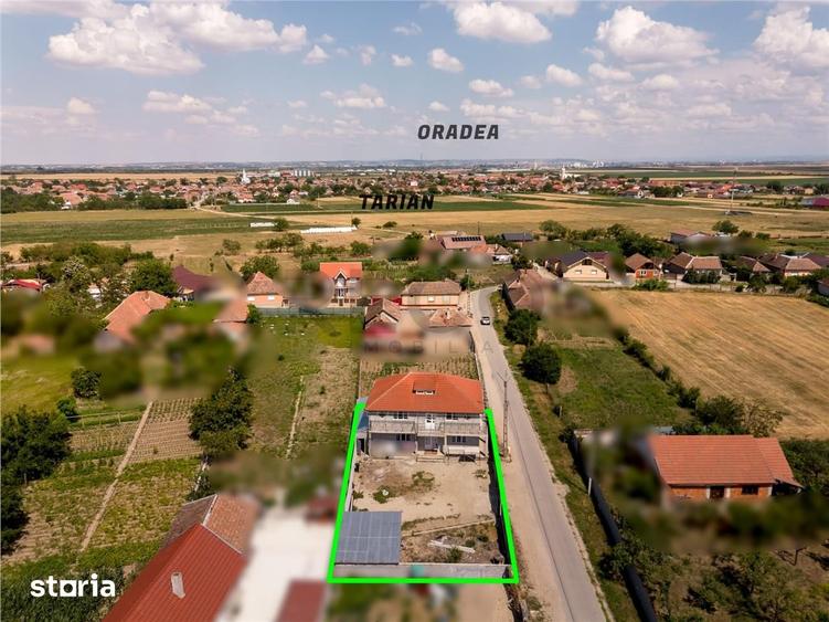 Casă cu 8 camere cu Teren 600 Mp în Girișu de Criș