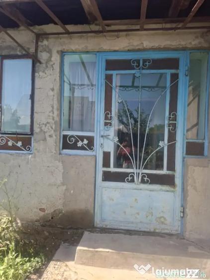 Casă cu 4 camere cu Canalizare în Coada Malului