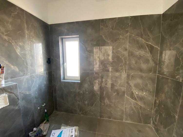 Duplex cu 4 camere cu Canalizare în Săcălaz