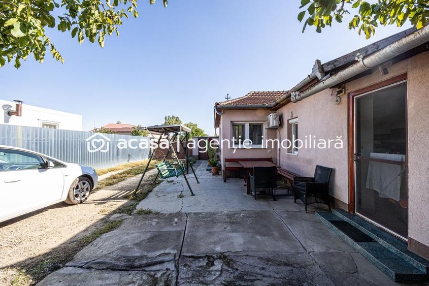 Casă individuală cu 4 camere cu Canalizare în Turnu