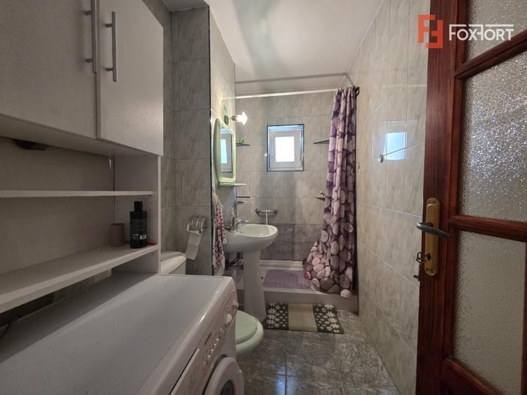 Apartament cu 3 camere, decomandat cu vedere pe 3 parti - zona Miorita - 8