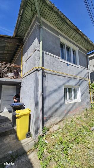 Casă cu 2 camere cu Teren 274 Mp în Central