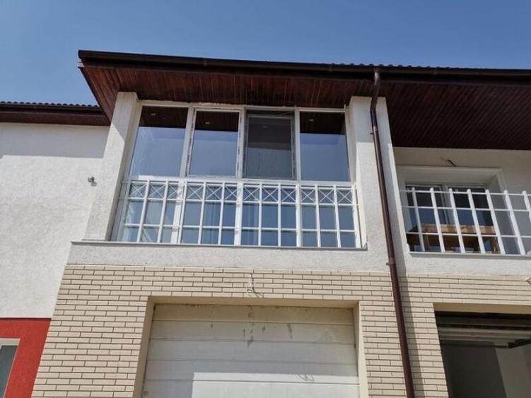 Duplex cu 5 camere cu Teren 300 Mp în Central