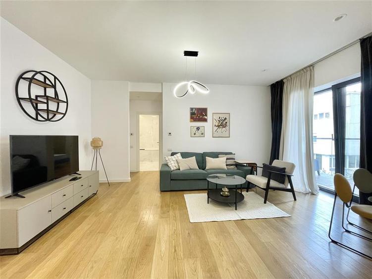 Apartament cu 2 camere decomandat în Herăstrău