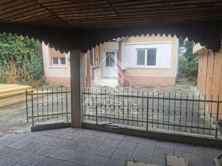 Casă cu 5 camere cu Teren 1571 Mp în Bucovăț (Remetea Mare)