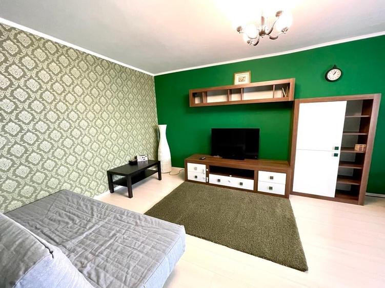 Apartament cu 2 camere decomandat în Muncii
