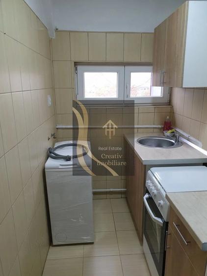 De vanzare apartament 2 camere - 2