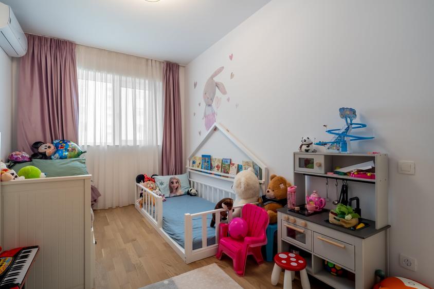 Apartament cu 3 camere decomandat în Ștefan cel Mare